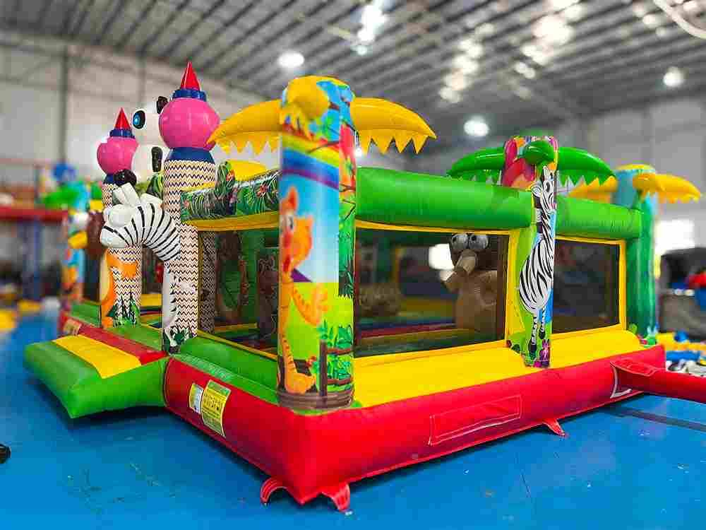 Коммерческий надувной батут «Зверята на радуге», без горки, 7*5*2,8 м