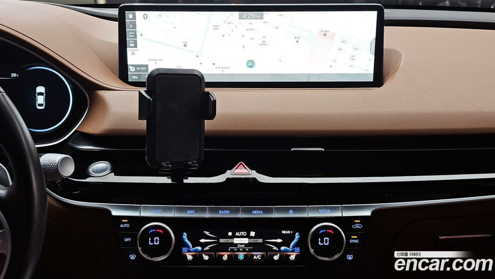 Genesis G80 (RG3) Бензин 2.5 Turbo 2WD (05.2020)