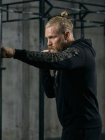 Толстовка с капюшоном и карманом на молнии мужская LEGENDA Варяги черная