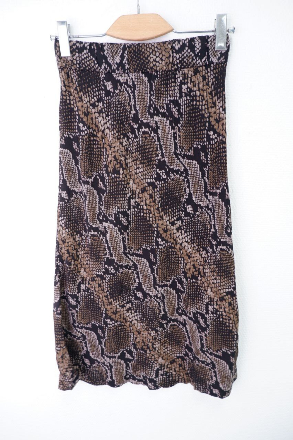 Юбка Zara с красивым принтом 42 размер