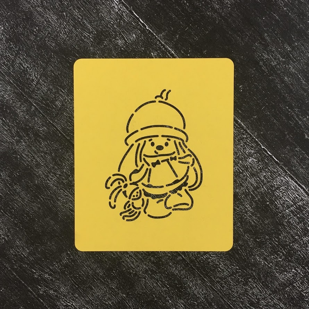 Зайка с игрушкой №2