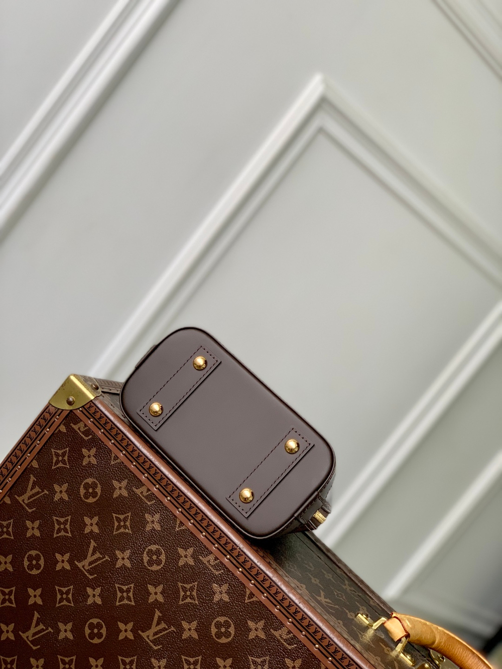 Louis Vuitton Nano Alma
