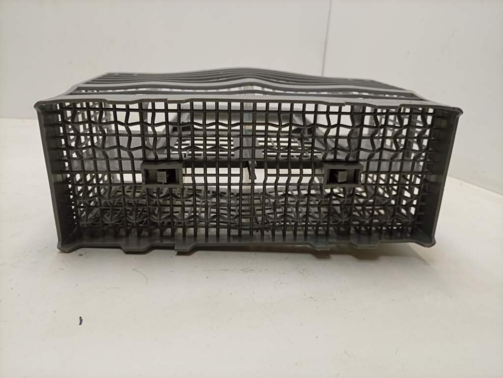 SMS40D02RU/09 ктп3 Корзинка столовых приборов для посудомоечных машин Bosch 668361 б/у