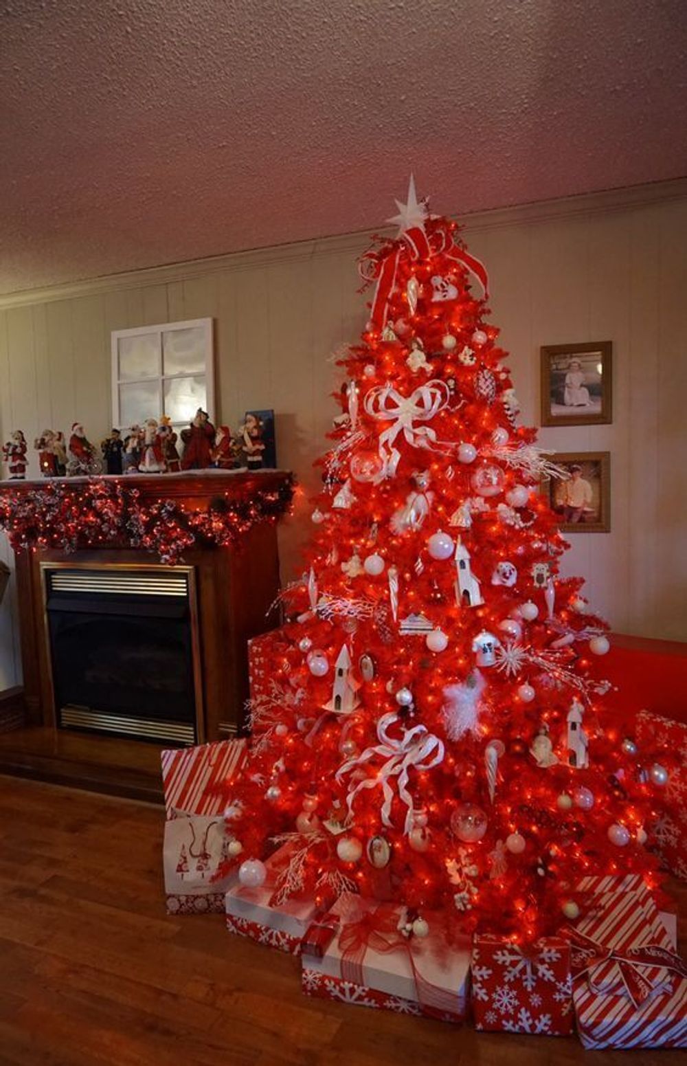 Искусственная красная елка «Искристая красная» (пвх) 180 см / 1.8 м