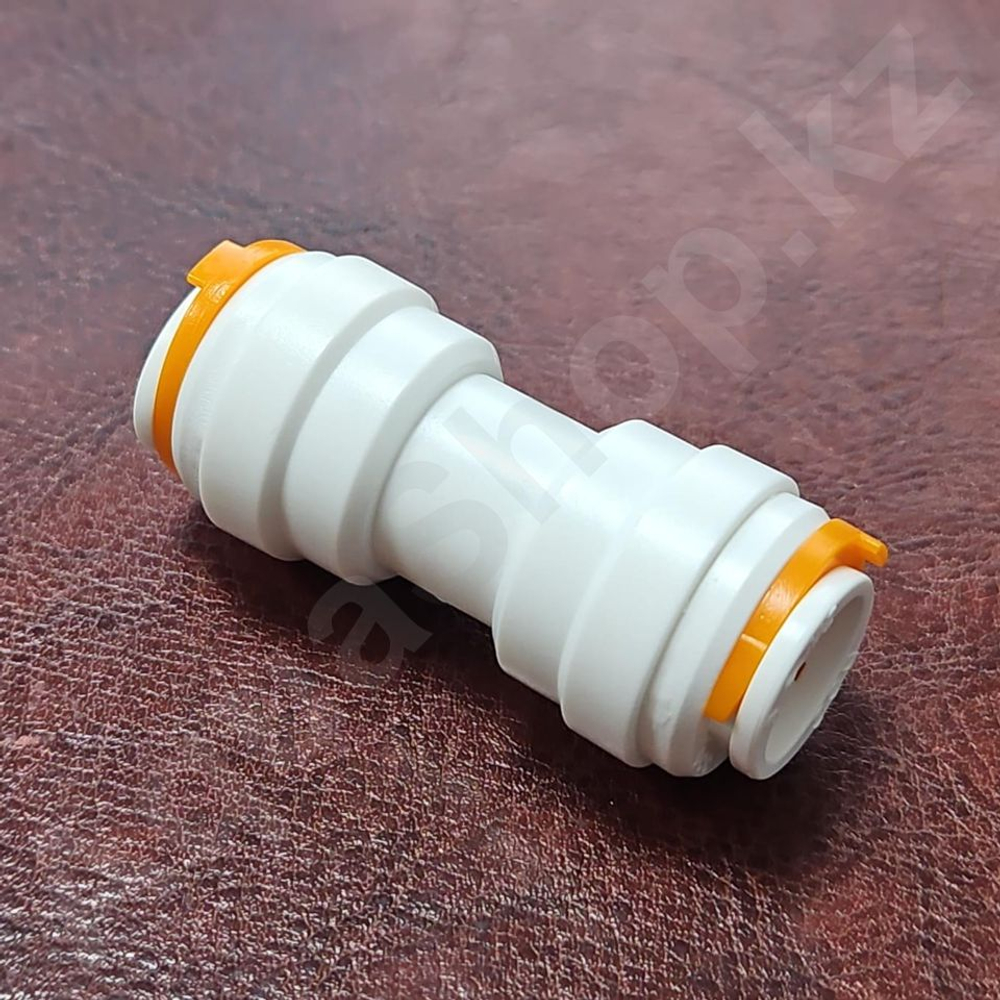 Фитинг QT-18K муфта 1/2"(f) x 1/2"(f) (AUC0707W)