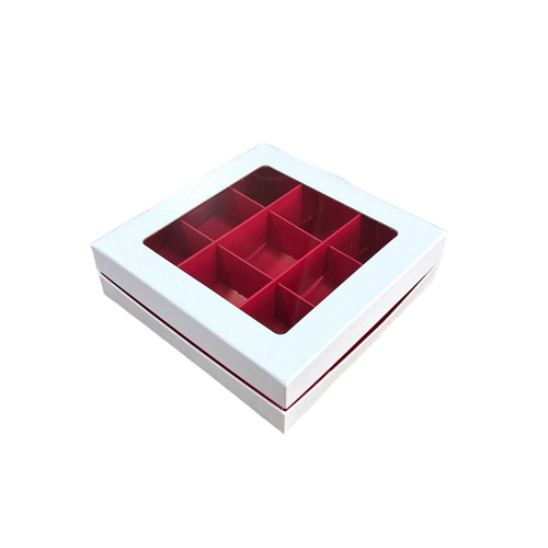Коробка для конфет ПРЕМИУМ с большим окном 160*160*45 (9) (белая/красная матовая)