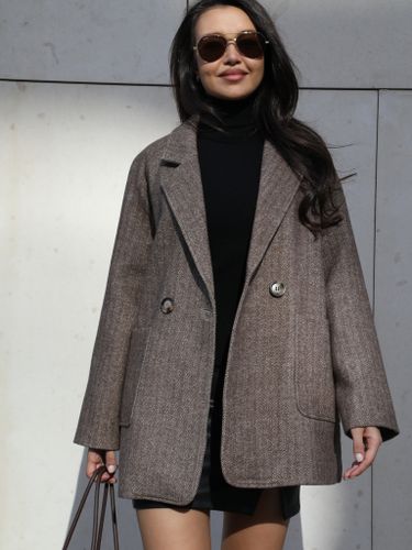 Коричневый шерстяной пиджак