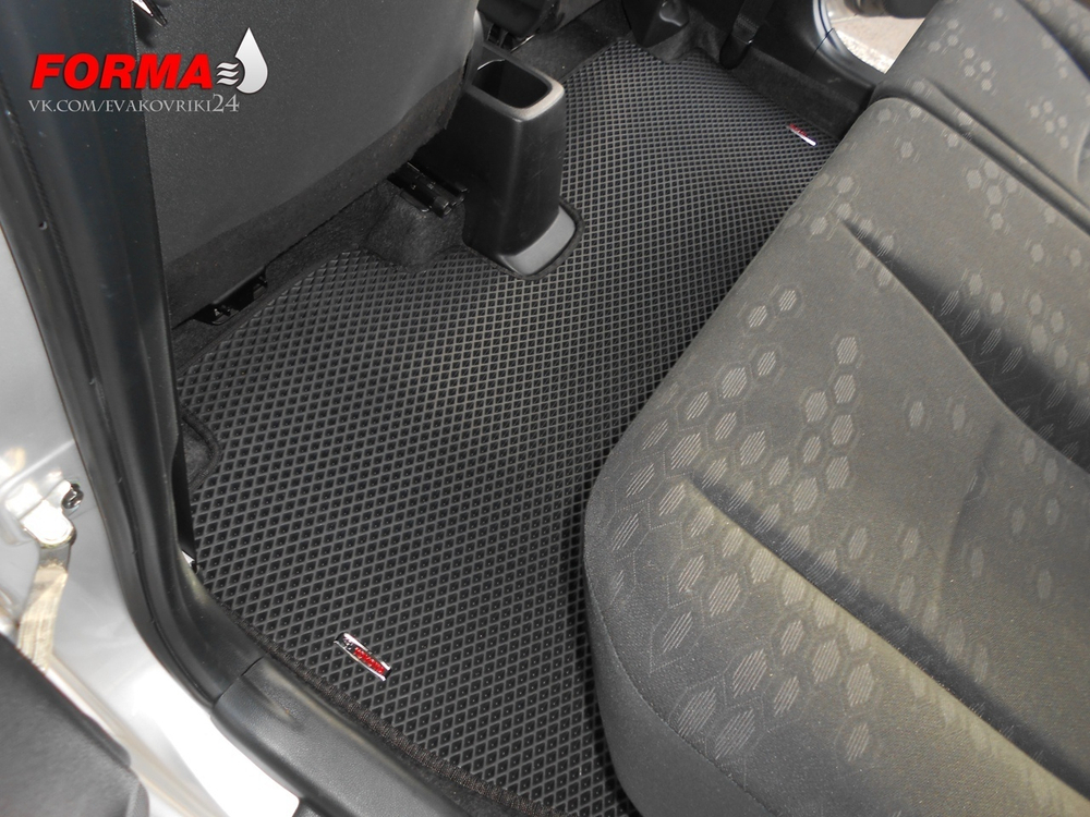 Toyota Ractis 2 поколение P120 (11.2010 - 08.2016) 2WD