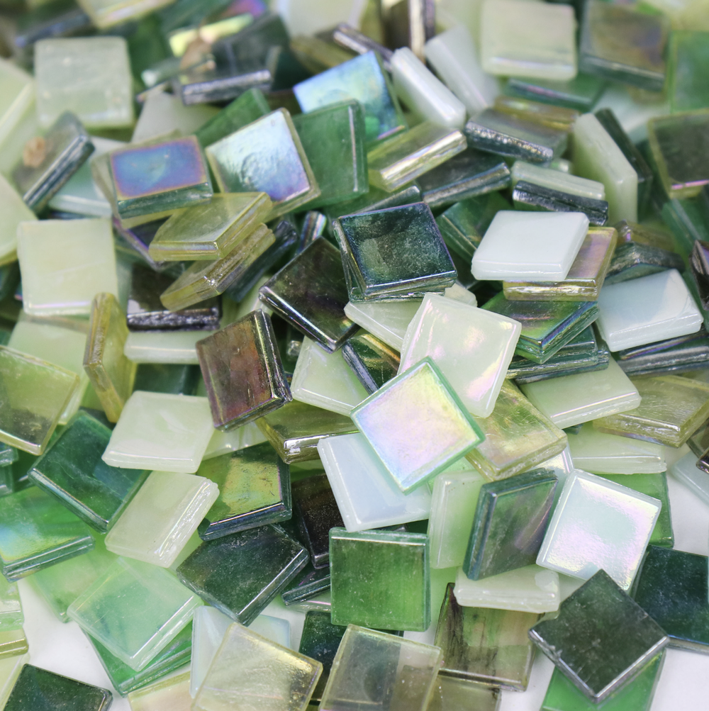 Набор стеклянной плитки 15х15х4 зеленых оттенков MGMSET 1560-leaf 600 гр