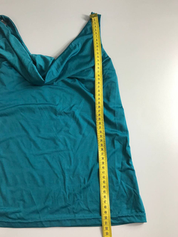 Топ на каждый день, визуально 42/44 размер