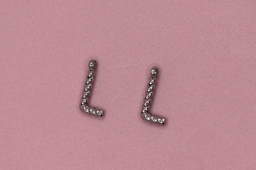 Подвеска буква L 7x14 мм