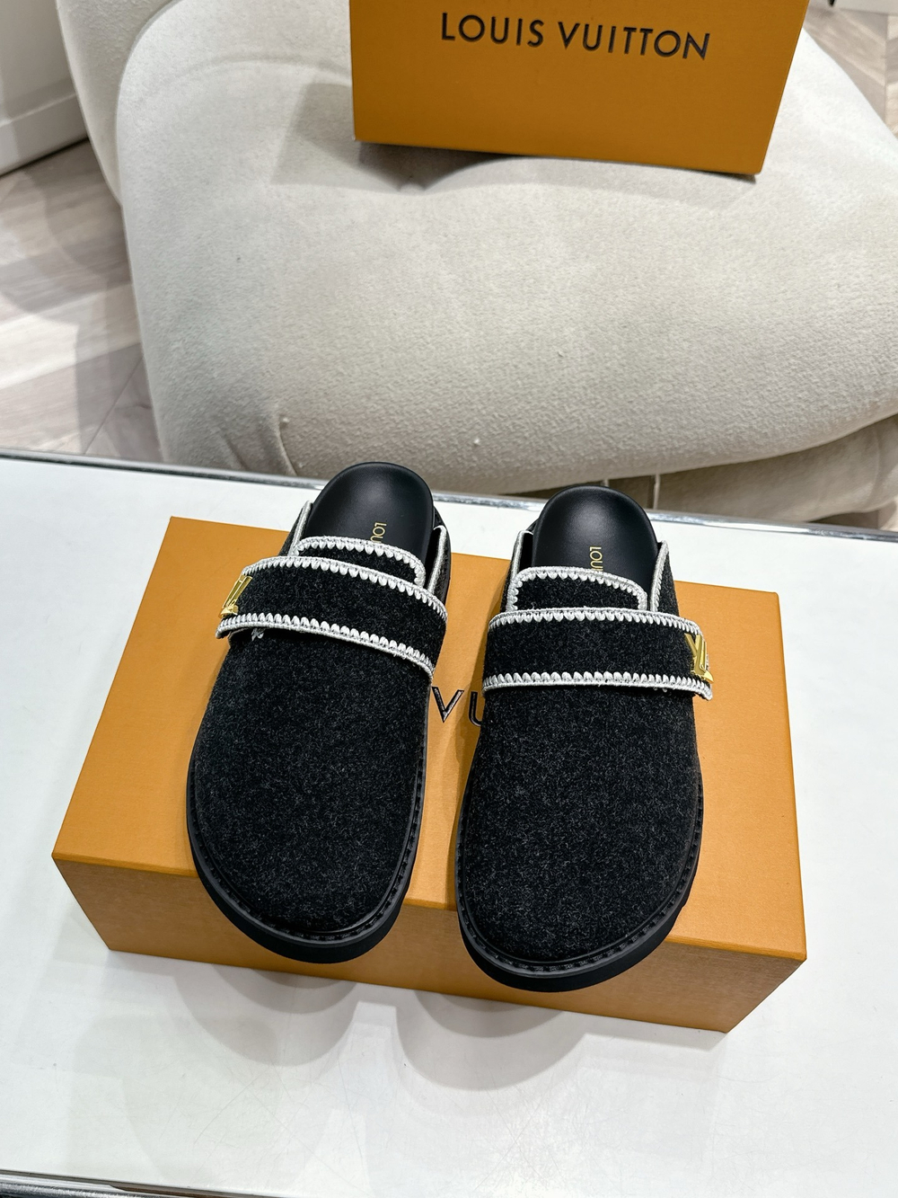 Louis Vuitton Cosy Flat Comfort Clog