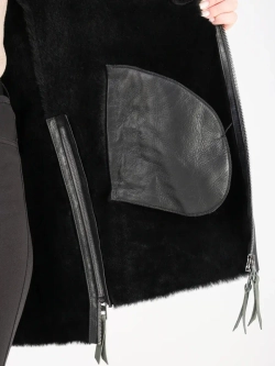 Дубленка зимняя натуральная с капюшоном