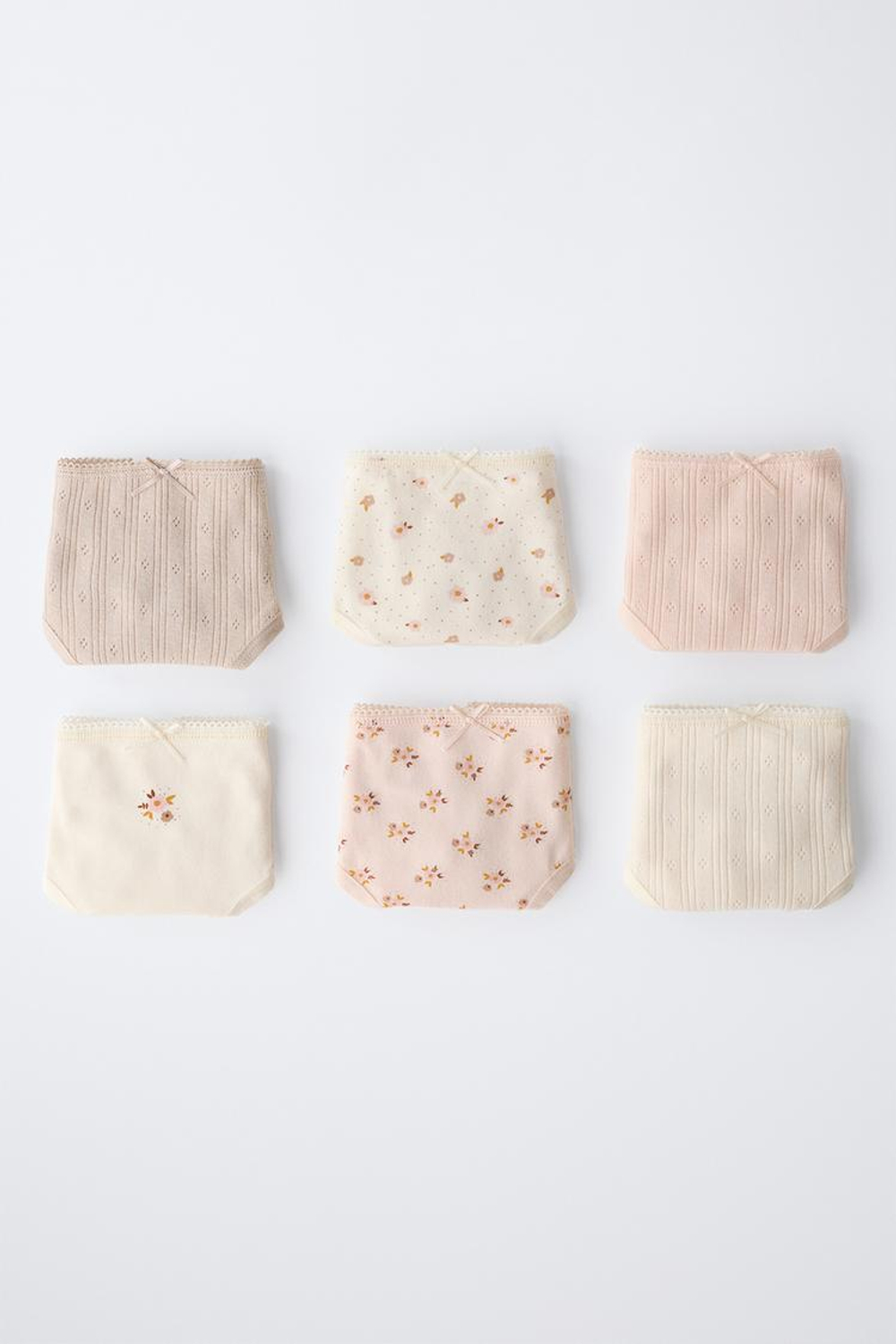 ZARA НАБОР ИЗ ШЕСТИ ТРУСОВ С ЦВЕТОЧНЫМ ПРИНТОМ, ПУДРОВО-РОЗОВЫЙ