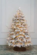 Заснеженная елка с гирляндой «Аляска» (Литая+пвх) 240 см / 2,4 м