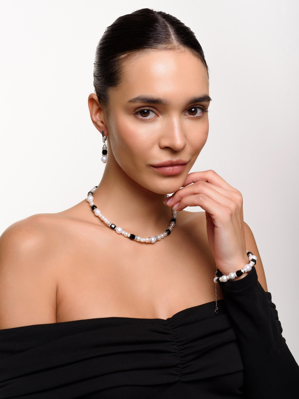 Чокер "Pearl charm" с черным агатом Silver