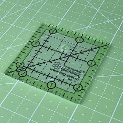 Линейка для пэчворка в дюймах, 2 ½ х 2½" (арт. D02-S)