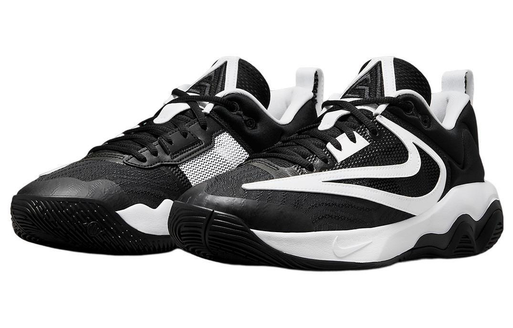 Кроссовки Nike Giannis Immortality 3