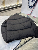 Пуховик Moncler
