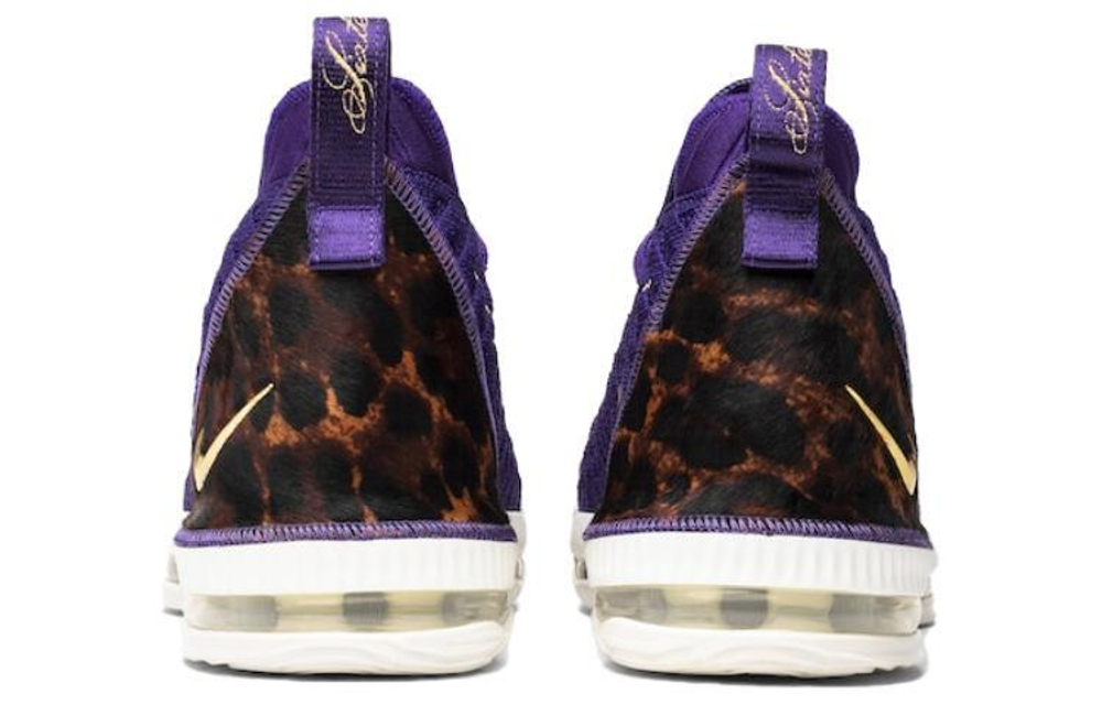 Кроссовки Nike Lebron 16