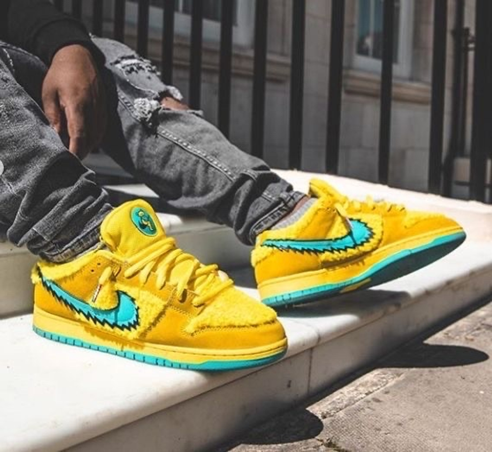 Nike Dunk x Grateful Dead Low SB 'Yellow Bear'