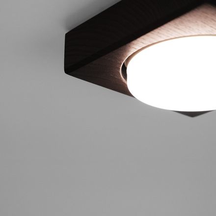 Square (Цвет: Нефть)