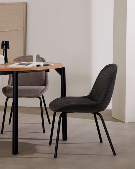 Aimin Стул из серой синели с черными стальными ножками Испания La Forma