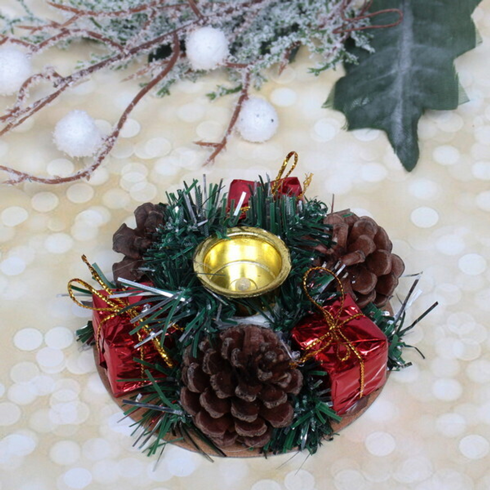 Подсвечник «Шишки и подарки» 11 см