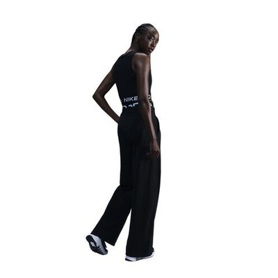 Баскетбольная женская футболка Nike Pro Dri-FIT T-Shirt Black