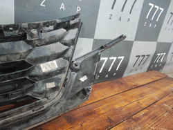 Решетка радиатора Kia Seltos 19-нв Б/У Оригинал 86351Q5000