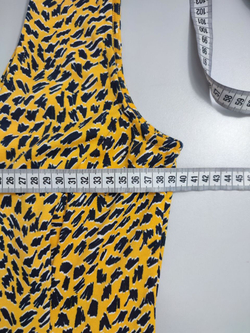 Платье H&M модное с принтом 44 размер