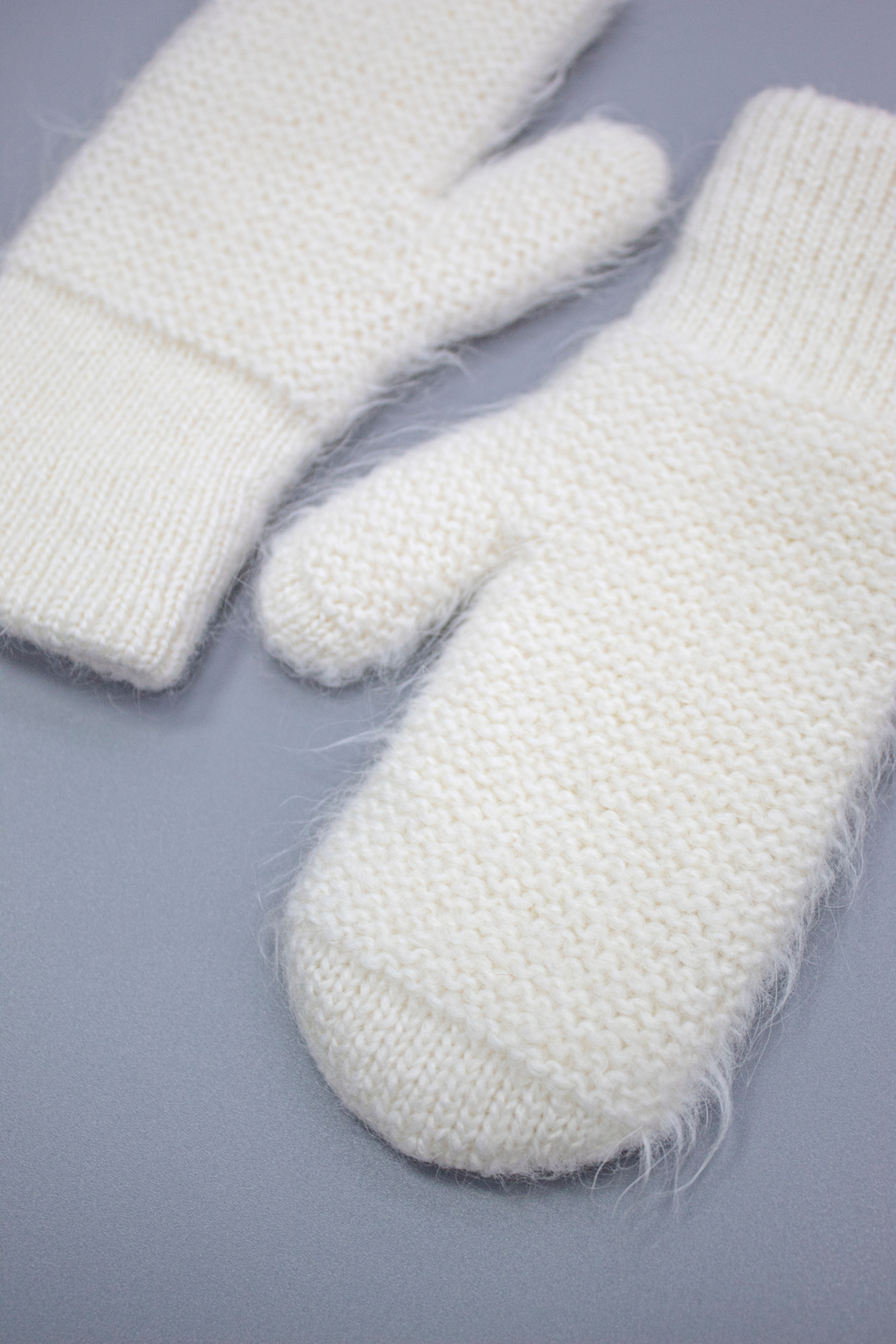 Варежки В201-02 экрю