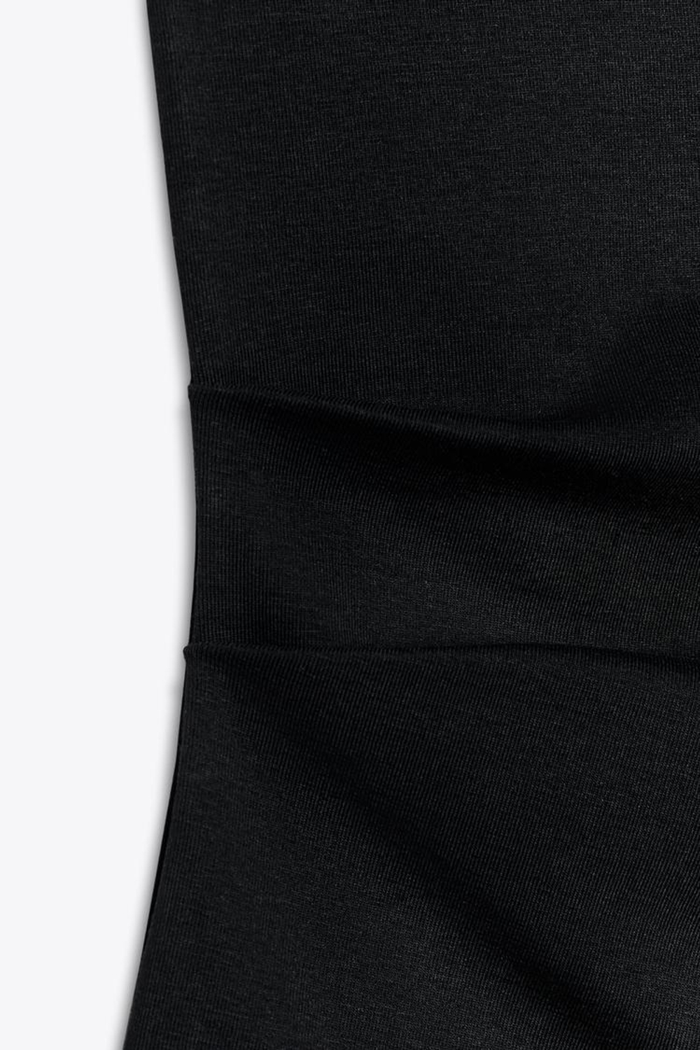 ZARA АСИММЕТРИЧНАЯ ФУТБОЛКА СО СБОРКАМИ, ЧЕРНЫЙ