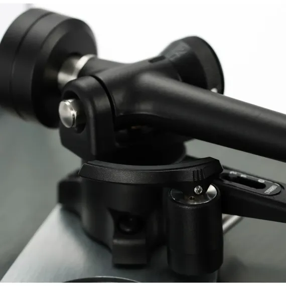 Rega PLANAR 3 RS Brushed Metal