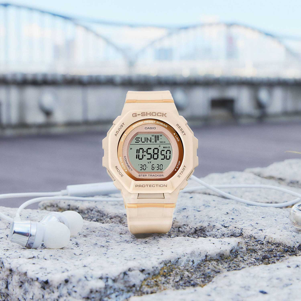 Часы Casio GMD-B300-4
