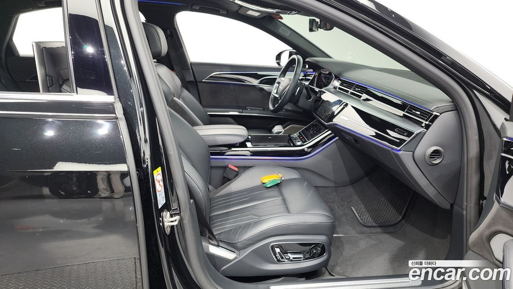 Audi A8 (D5) 55 TFSI Quattro LWB (12.2019)
