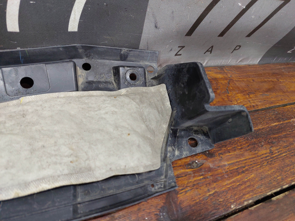 Пыльник заднего бампера правый Toyota RAV4 IV (XA40) 15-19 Б/У Оригинал 5872342020