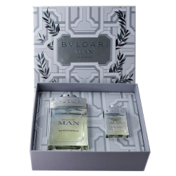 Bvlgari Man Rain Essence — парфюмерный набор для мужчин. В комплекте парфюмерная вода 100 мл и миниатюрный флакон со спреем 15 мл.