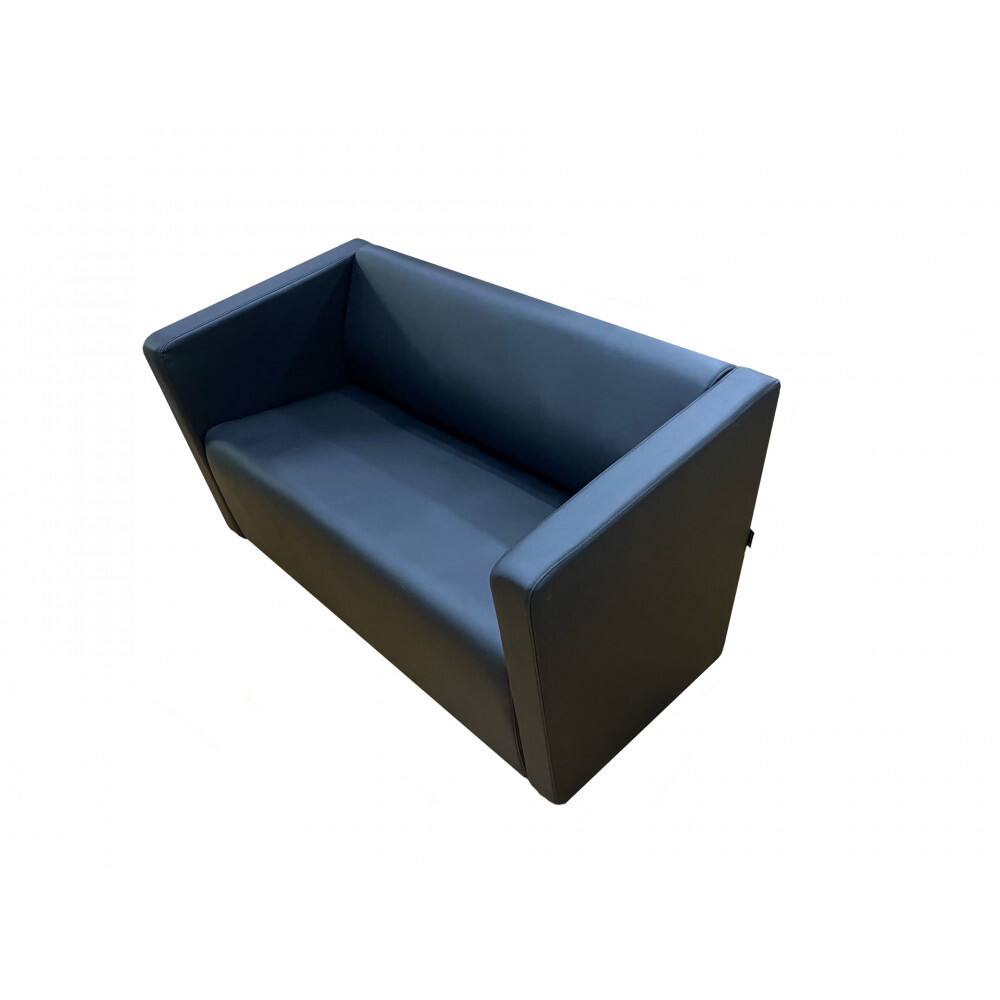 Диван двухместный Итон с подлокотниками