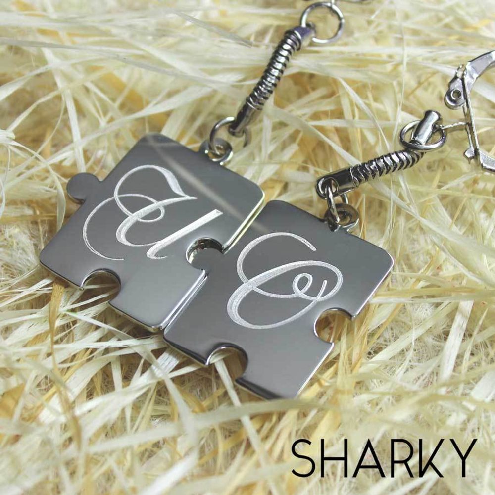 Парные брелки с гравировкой на заказ для двоих