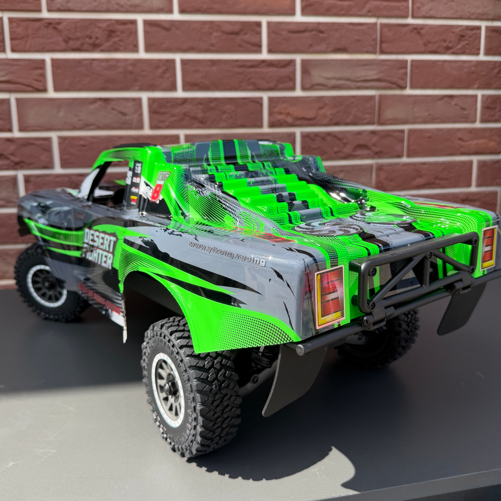Шорткорс YIKONG YK8081 1/8 DF8 4X4 бесколлекторный (Зеленый)
