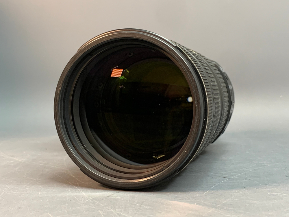 Nikon 70-200mm 2.8G ED AF-S VR II микроцарапки на передней линзе