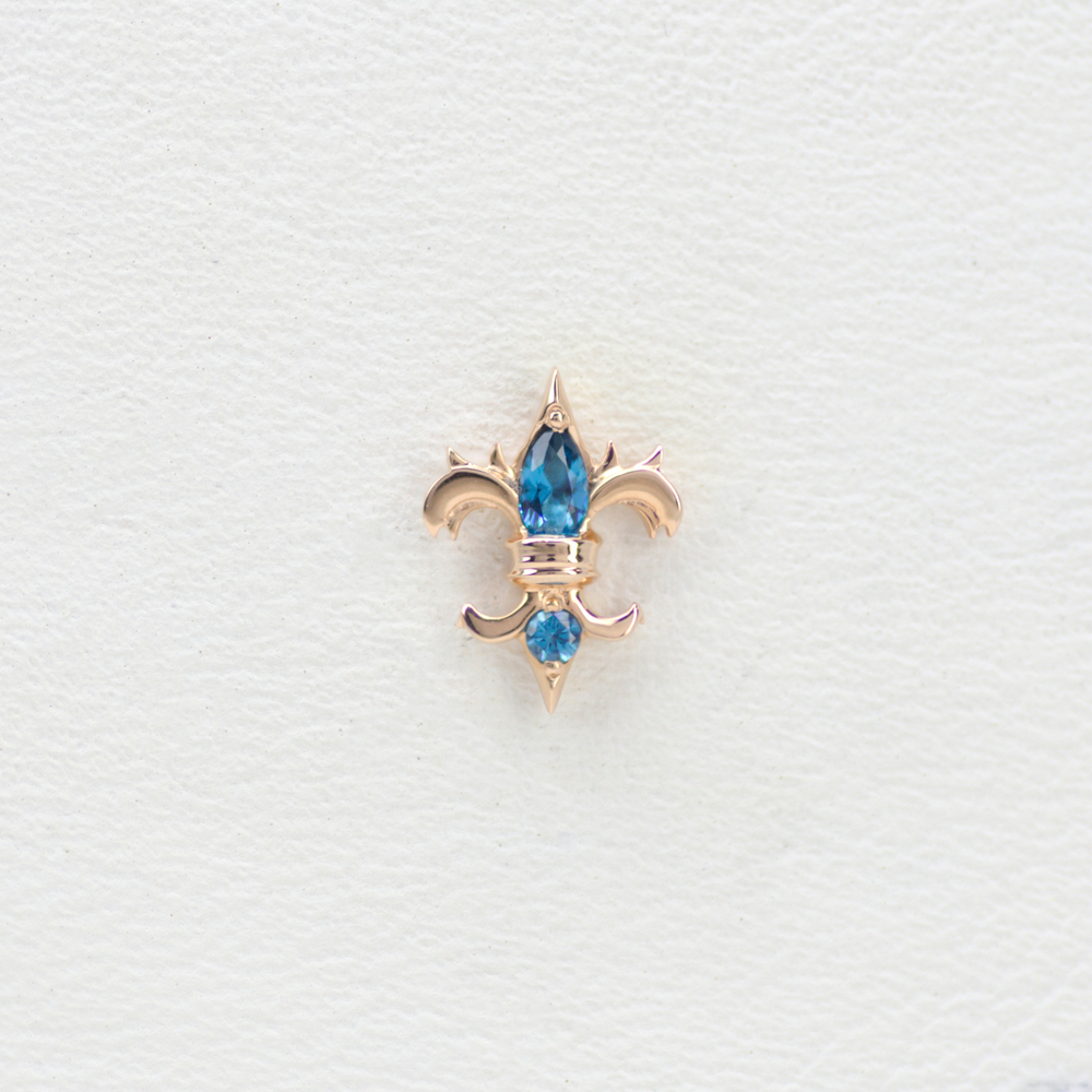 Fleur-de-Auris tops with colored gems