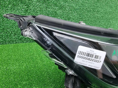 Фара правая Toyota RAV4 5 XA50 (2018-н.в.) LED