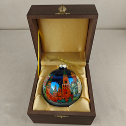 Коллекционный елочный шар с росписью Палех "Москва на синем" в футляре