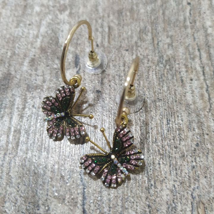 Серьги Бабочки на кольце стразы цвет белый розовый темно-зеленый металл золотистый