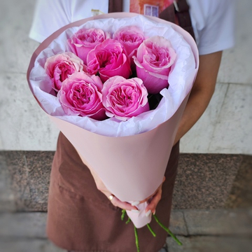 Букет из 7 ароматных пионовидных роз сорта "Miranda"