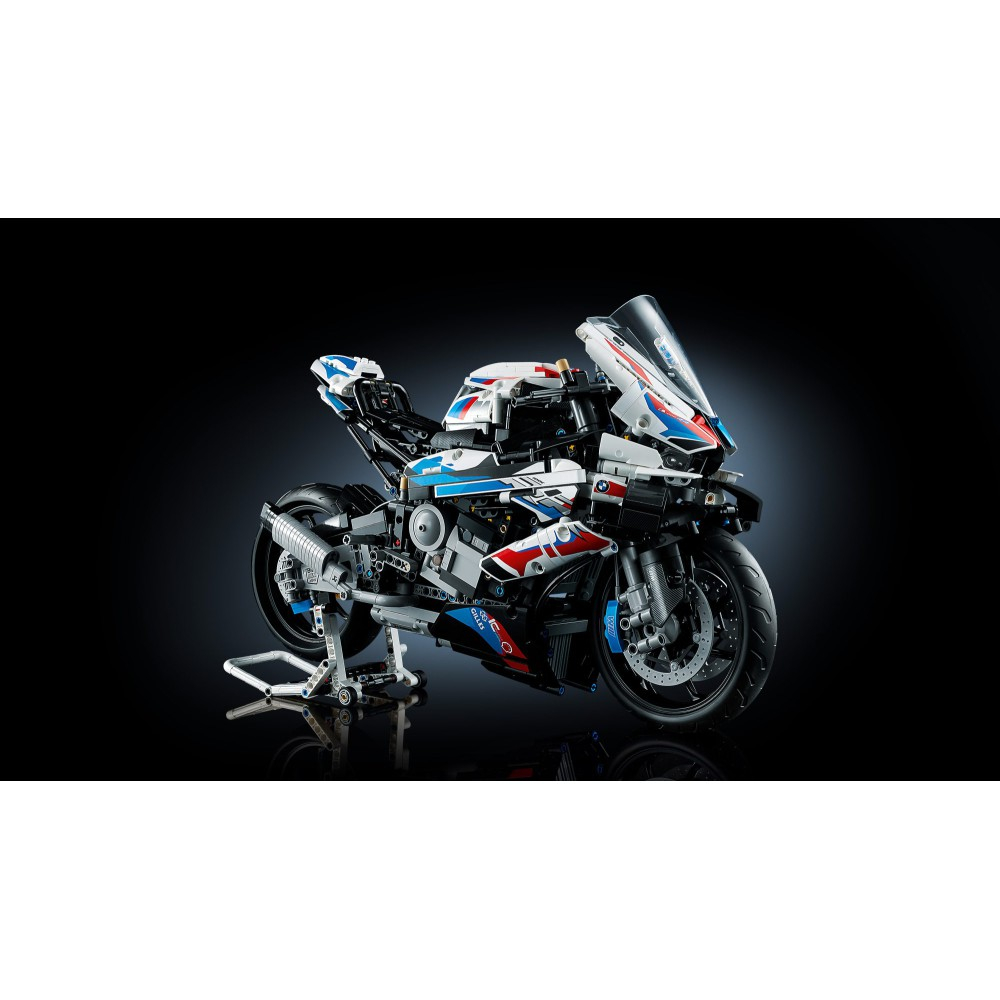 LEGO Technic - Мотор BMW M 1000 RR 42130