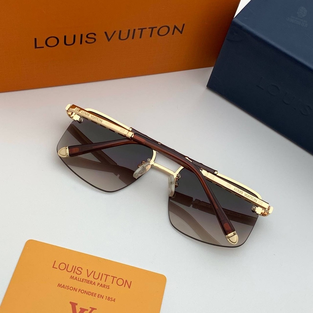 Солнечные очки Louis Vuitton