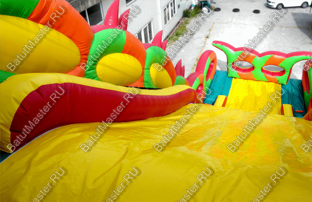 Батут-горка "Дракон 3" с шипами, два входа 11*6*8,5 м